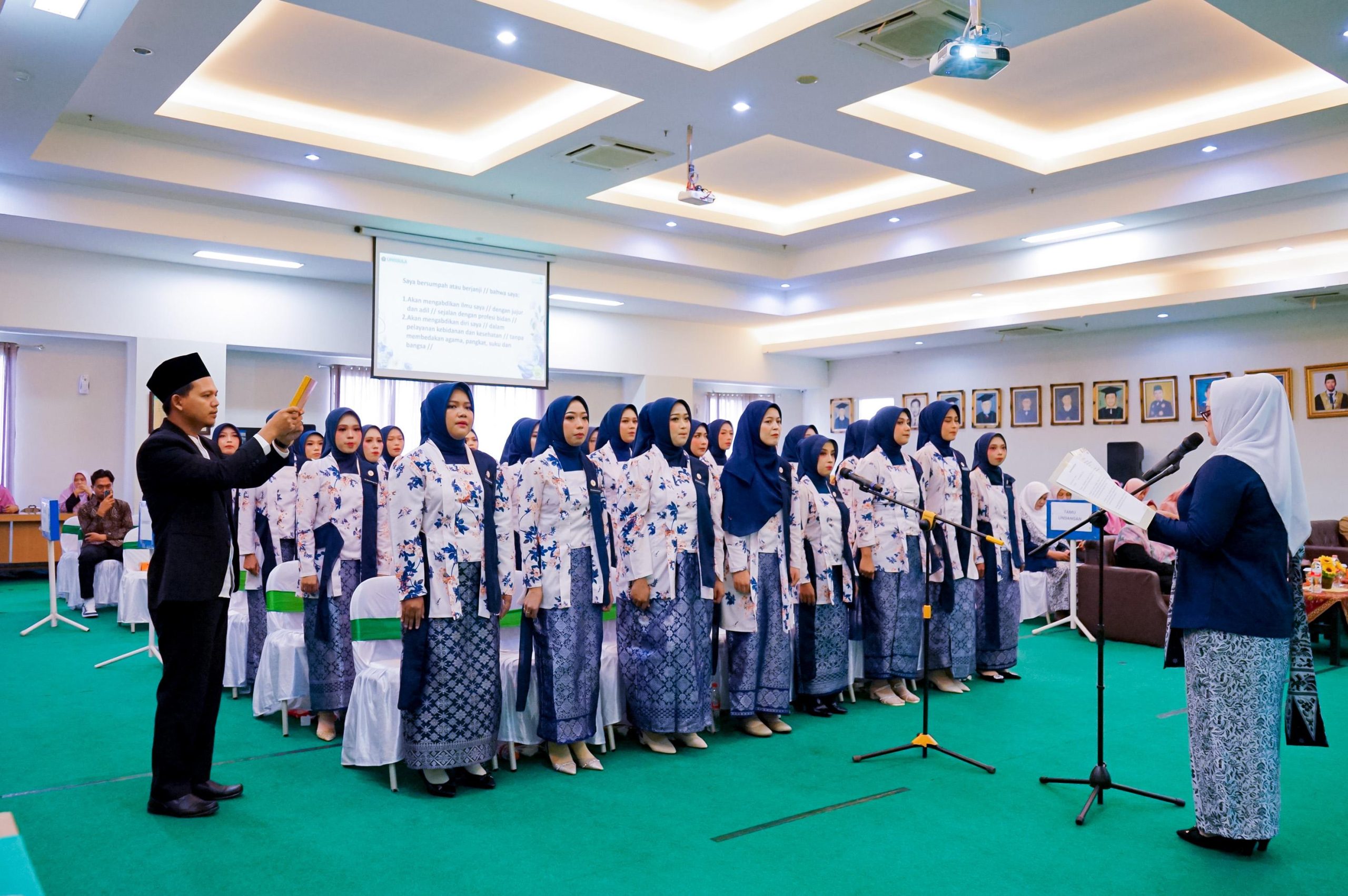 Prodi Kebidanan Program Sarjana dan Pendidikan Profesi Bidan UNISSULA Luluskan 132 Bidan